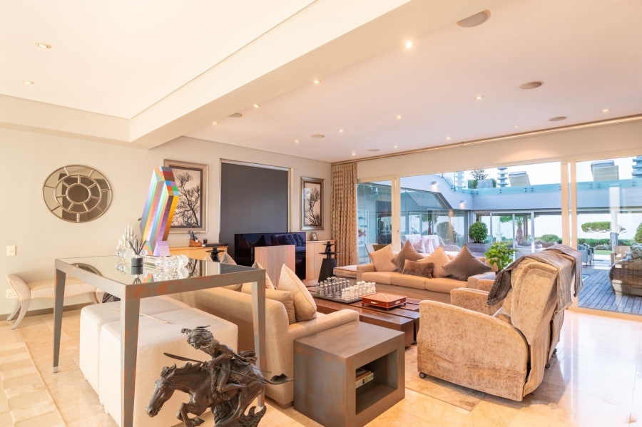 5 Bedroom Property for Sale in Whale Rock Beach Western Cape